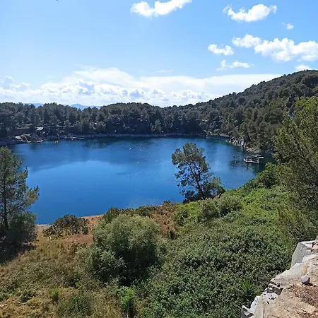 Lumineux, Proche Et Apartment